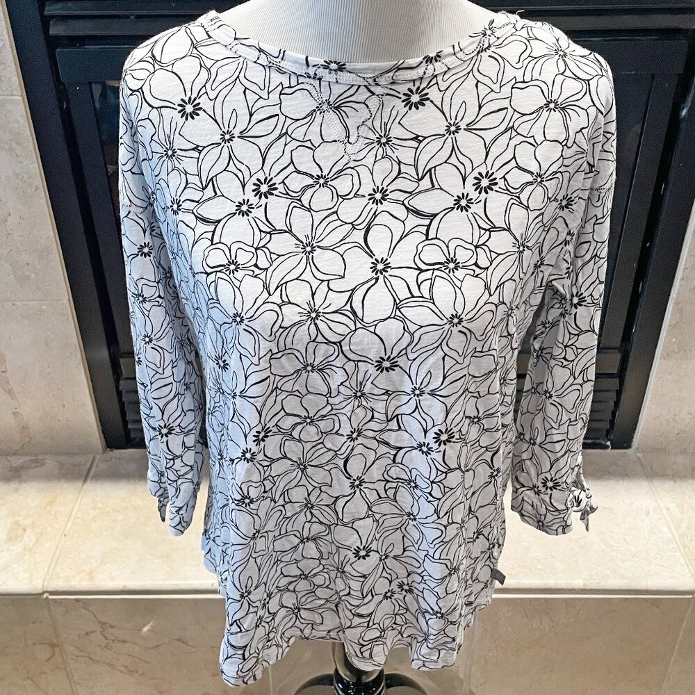 Talbots Black and White Floral Knit T-Shirt Top